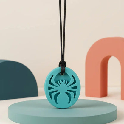 Colar Mordedor Silicone Design Aranha - Estímulo Oral e Conforto Tátil — imagem 4